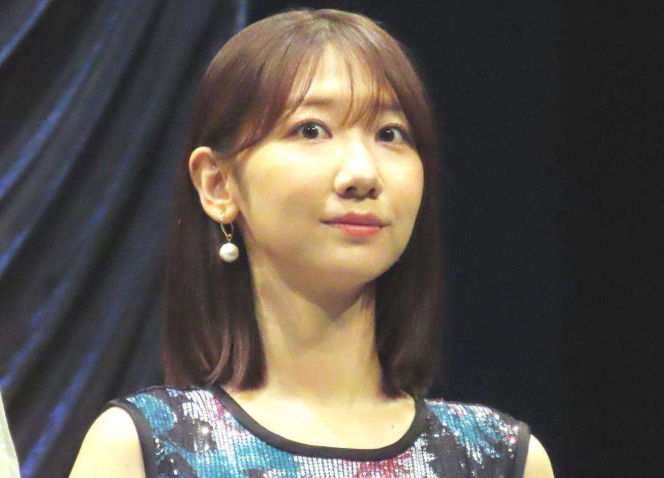 「やばーーーい」34歳元AKB48柏木由紀　15歳＆19歳自身との2ショがエモすぎる「可愛さMAXから美人さんMAX」