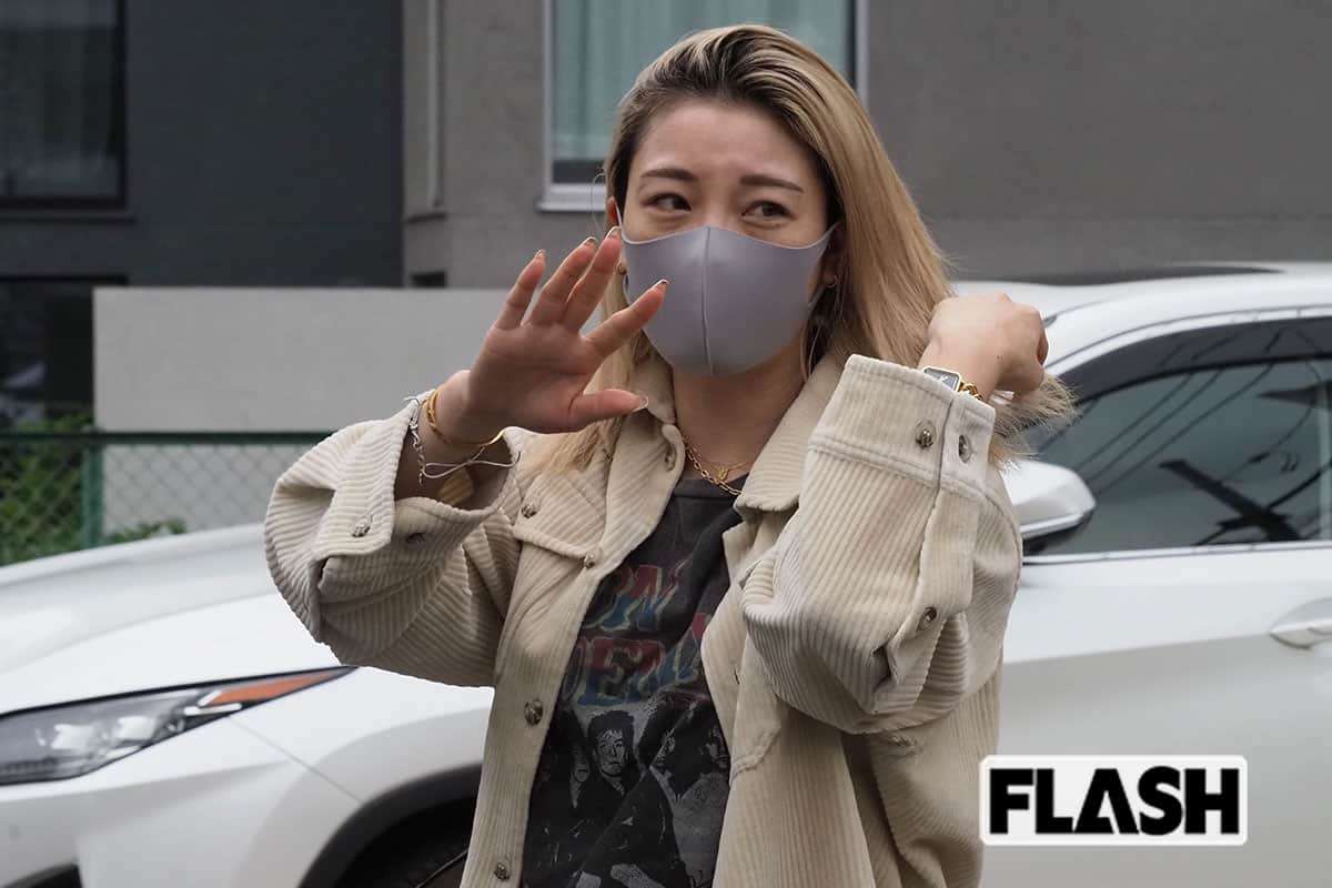 木下優樹菜「30分くらいかかった」アナフィラキシーショックで病院搬送も救急隊員に “ブチギレ”…点滴ぐったり姿公開で持たれた疑問 | Smart FLASH/スマフラ[光文社週刊誌]