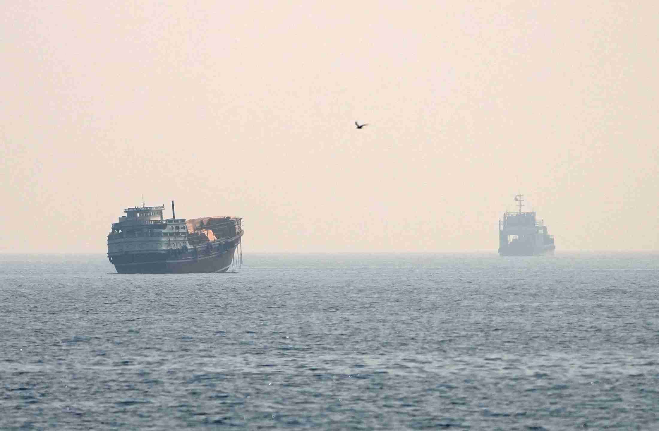 イラン関連船舶、米の海上封鎖前にホルムズ海峡通過（ロイター） - Yahoo!ニュース