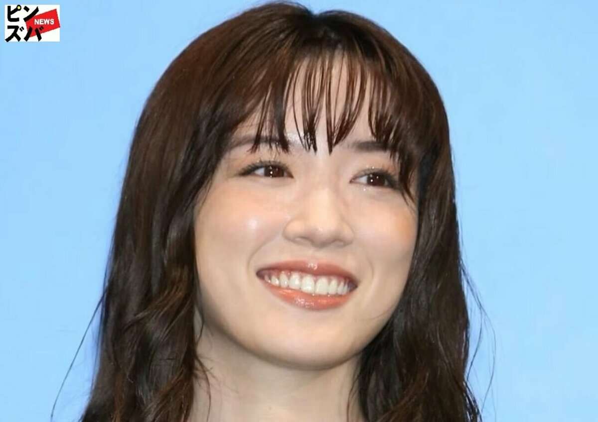 (2ページ目) 「天使やん」永野芽郁、海辺で見せた“薄着コーデ”に大反響　親友・今田美桜も反応した“3か月ぶり”投稿｜ニュース｜ピンズバNEWS