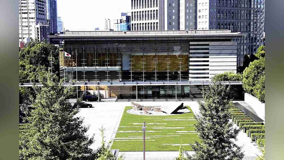 外国人のマンション取得、規制は当面見送り…自衛隊基地周辺など「重要な土地」は国籍問わず強化へ : 読売新聞