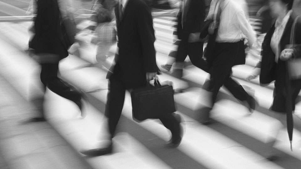 元OpenAIの研究者が提言「人類滅亡回避のため2040年までAI開発延期を」 「AI 2040」で示された米中強調によるASI開発延期｜ビジネス+IT