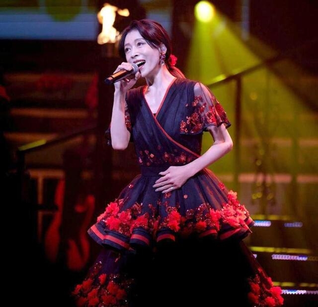 中森明菜、ディナーショー告知ビジュに「ブランクありすぎて」“激変” ぶりにファン驚き…いまなお強いトップアイドル時代の印象
