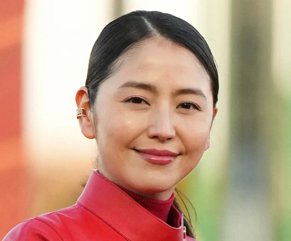 長澤まさみ　芸能界で「弟だと思っている」33歳上の俳優明かす「かわいいと思った。ピュアなんですよね」