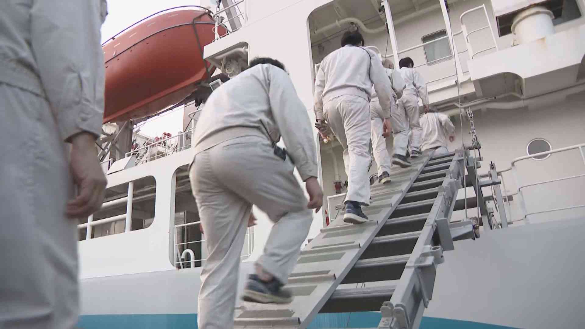 船員が使う風呂で入浴支援も… 熊本に支援物資届けるため名古屋港から大型船が出発 飲料水約5400リットルと食料が積まれる（CBCテレビ） - Yahoo!ニュース