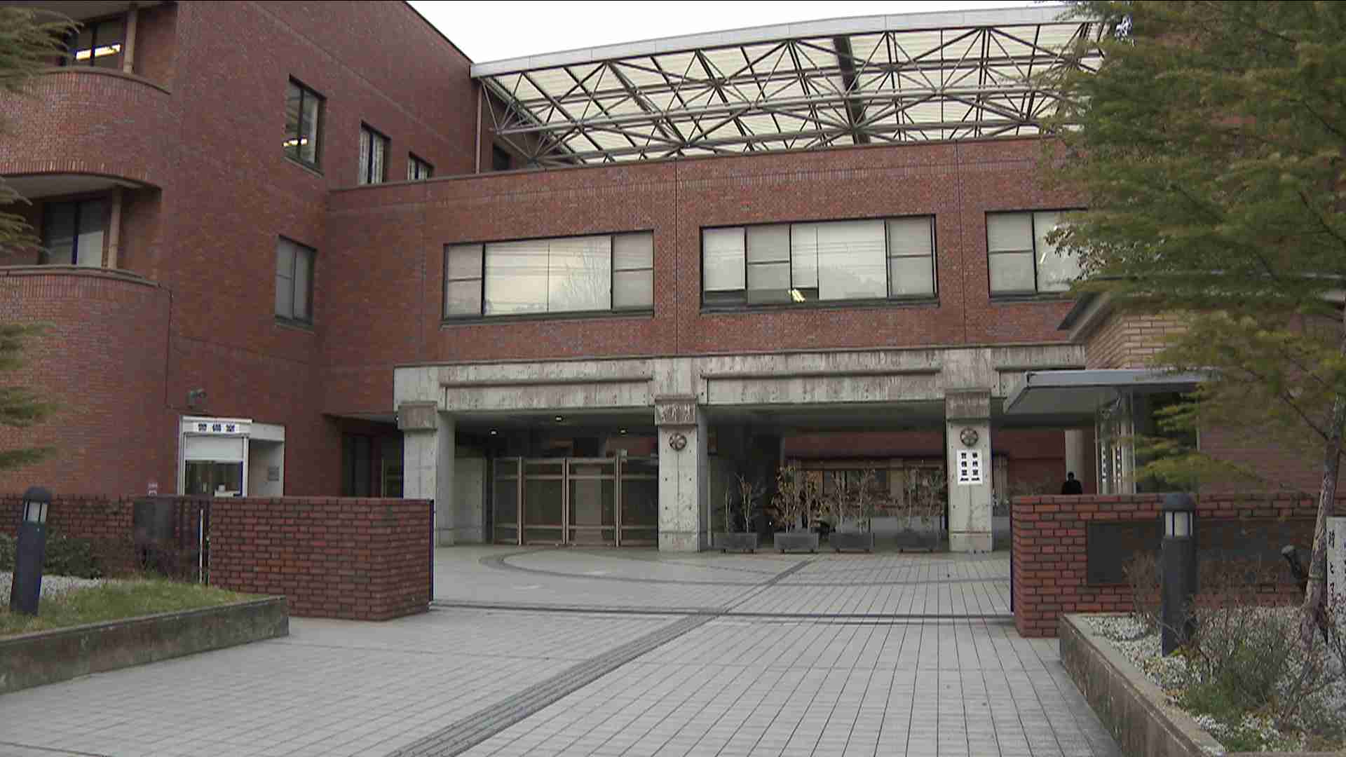【速報】辺野古転覆事故をめぐり海上保安当局が同志社国際高校を家宅捜索　死亡した女子高校生の遺族側の刑事告訴受け（ABCニュース） - Yahoo!ニュース