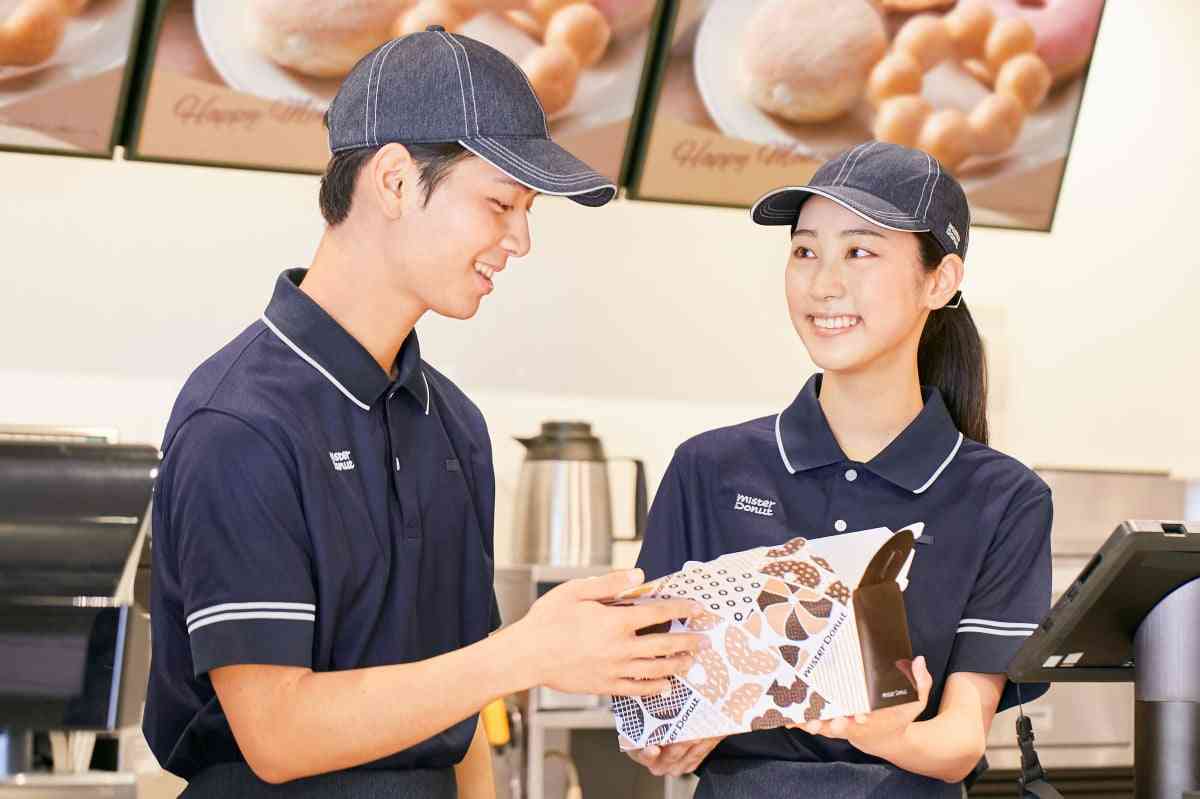 ミスタードーナツ、妊娠中のスタッフに向け「マタニティ対応」ユニフォーム導入へ「働く人の選択肢を広げることを目的」  | オリコンニュース（ORICON NEWS）