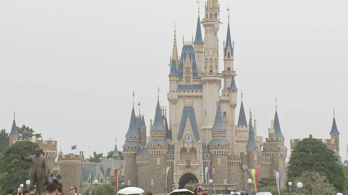 東京ディズニーリゾート10月からチケット上限価格を引き上げ 「1デーパスポート」大人価格は1500円引き上げで1万2400円に