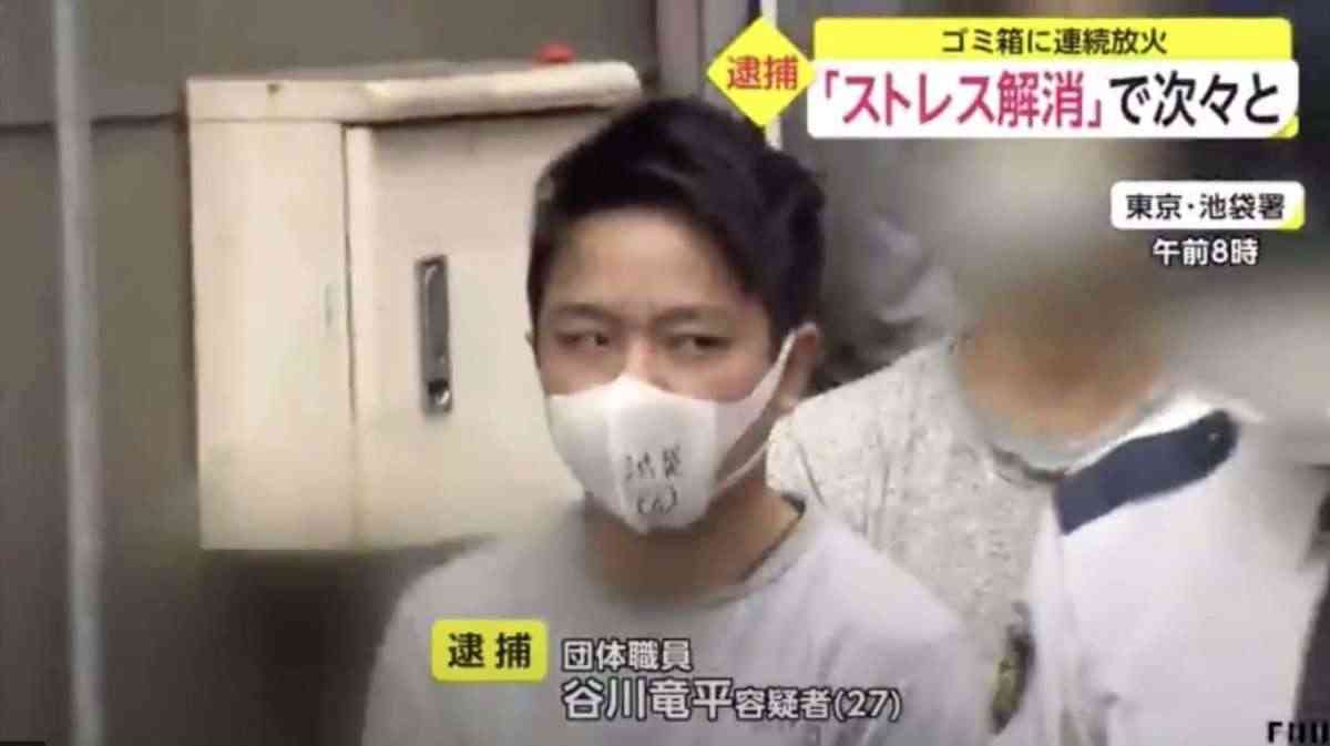 「怖すぎる」ロッカー小窓からの目と合い...のぞき目的?イオン運営「現在警察に相談中」