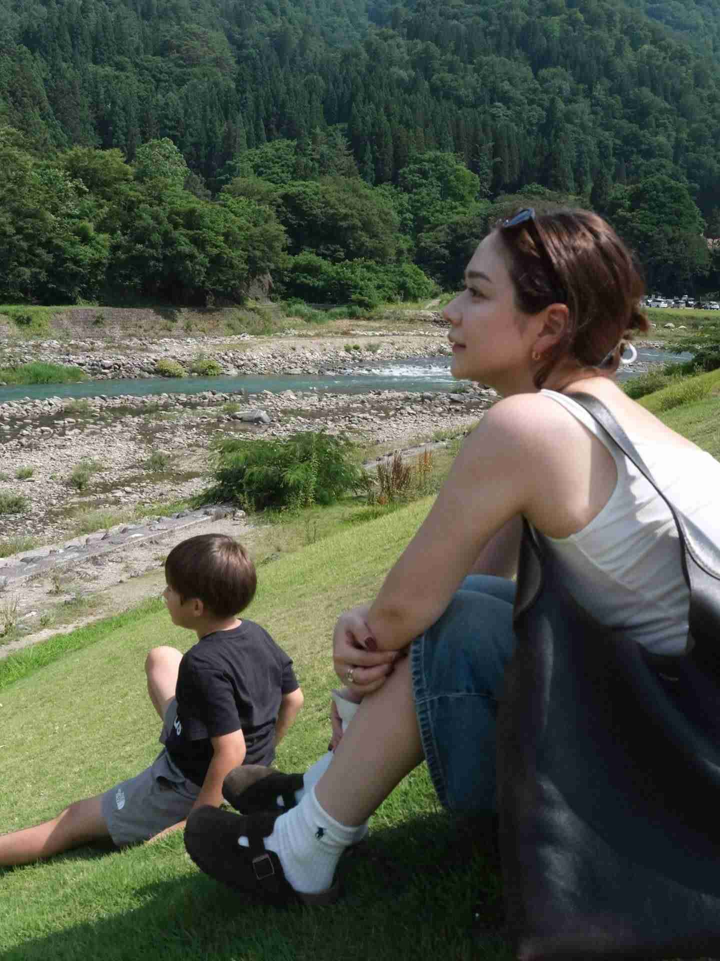 「なんか出てる?」〝白ぴたトップス〟村重杏奈にSNS騒然！「なんか滲み出てる気が…」「これで街中は歩けません」