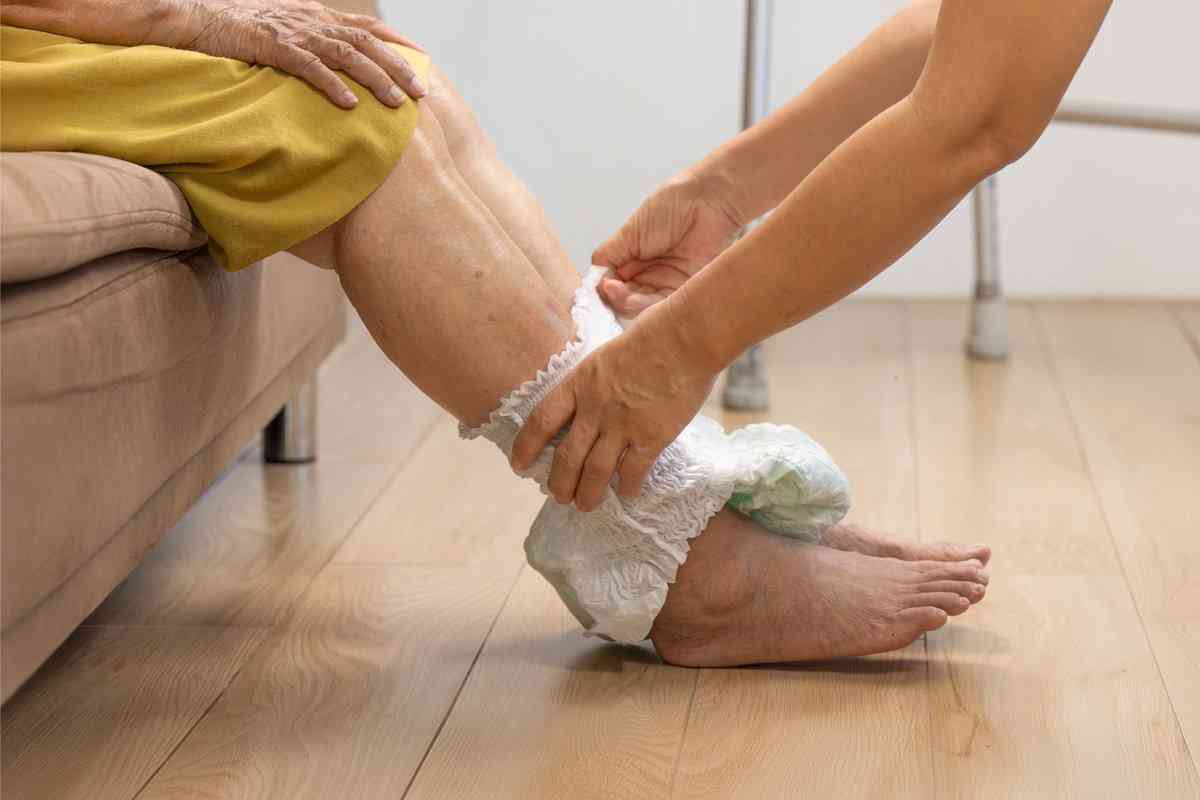 「私は介護要員として産まれた」女に勉強はいらないと育てられ高校中退、43歳・中卒。認知症の母と二人きりの娘が語るむごい現実とは【専門家助言】 | FORZA STYLE｜ファッション＆ライフスタイル[フォルツァスタイル]