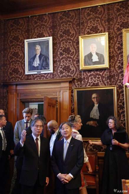 画像・写真：国際司法裁を訪問される天皇陛下：時事ドットコム