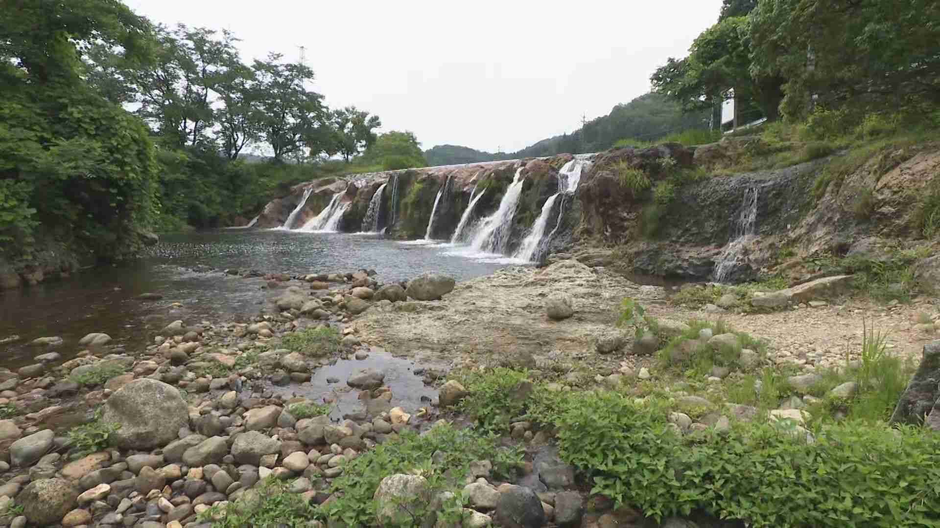 【速報】滝で子どもとみられる1人を発見 特別支援学校から10歳の男子児童が行方不明 石川・小松市（MRO北陸放送） - Yahoo!ニュース
