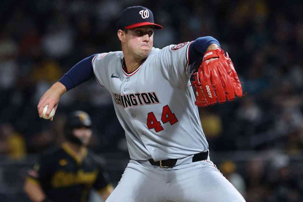 【ソフトバンク】懸案の先発補強へ「ＭＬＢ有望株」 身長203cmの最速161キロ右腕を獲得調査（東スポWEB） - Yahoo!ニュース