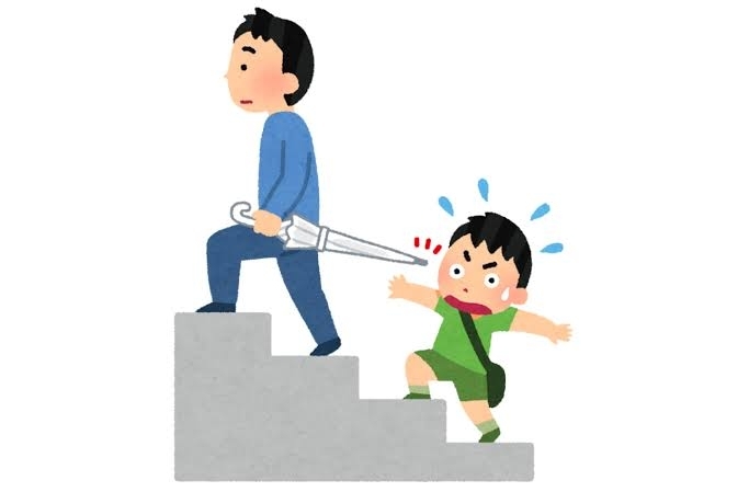 ​【マナー違反？】男性の日傘が邪魔で危ない件について語りたい