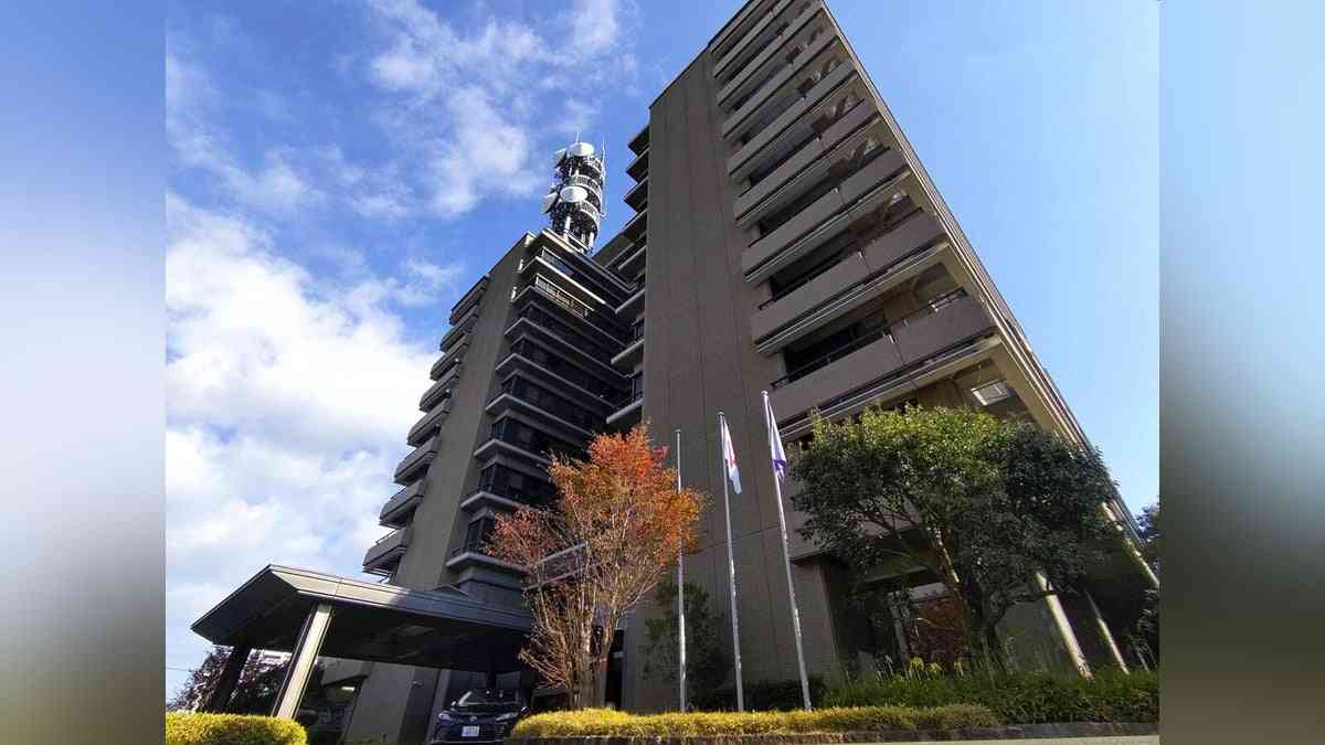 大富豪イーロン・マスク氏かたり「愛している」「５０万円を今送ってほしい」…熊本県上天草市の女性が７０万円を送金 : 読売新聞