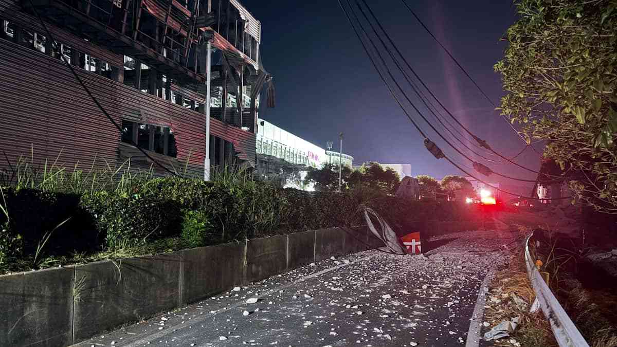 イオンモール熊本の爆発　LPガスが漏れた可能性　救助活動は「難しい状況」でも継続 - 産経ニュース