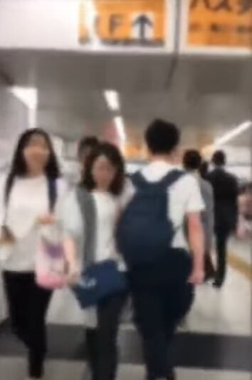 日本の「ぶつかり男」を厳しく注意した韓国人…日本でも「ありがとう」の声（中央日報日本語版） - Yahoo!ニュース
