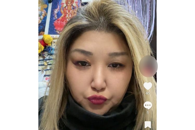 《同居女性の唇を糸で縫いつけ》正座して「痛い、痛い」と言いながら自ら針を…元交際相手が見た花柄タトゥー女(49歳)に“監視された生活”「言いつけを守らない、直さないと」冬に屋外に閉め出し