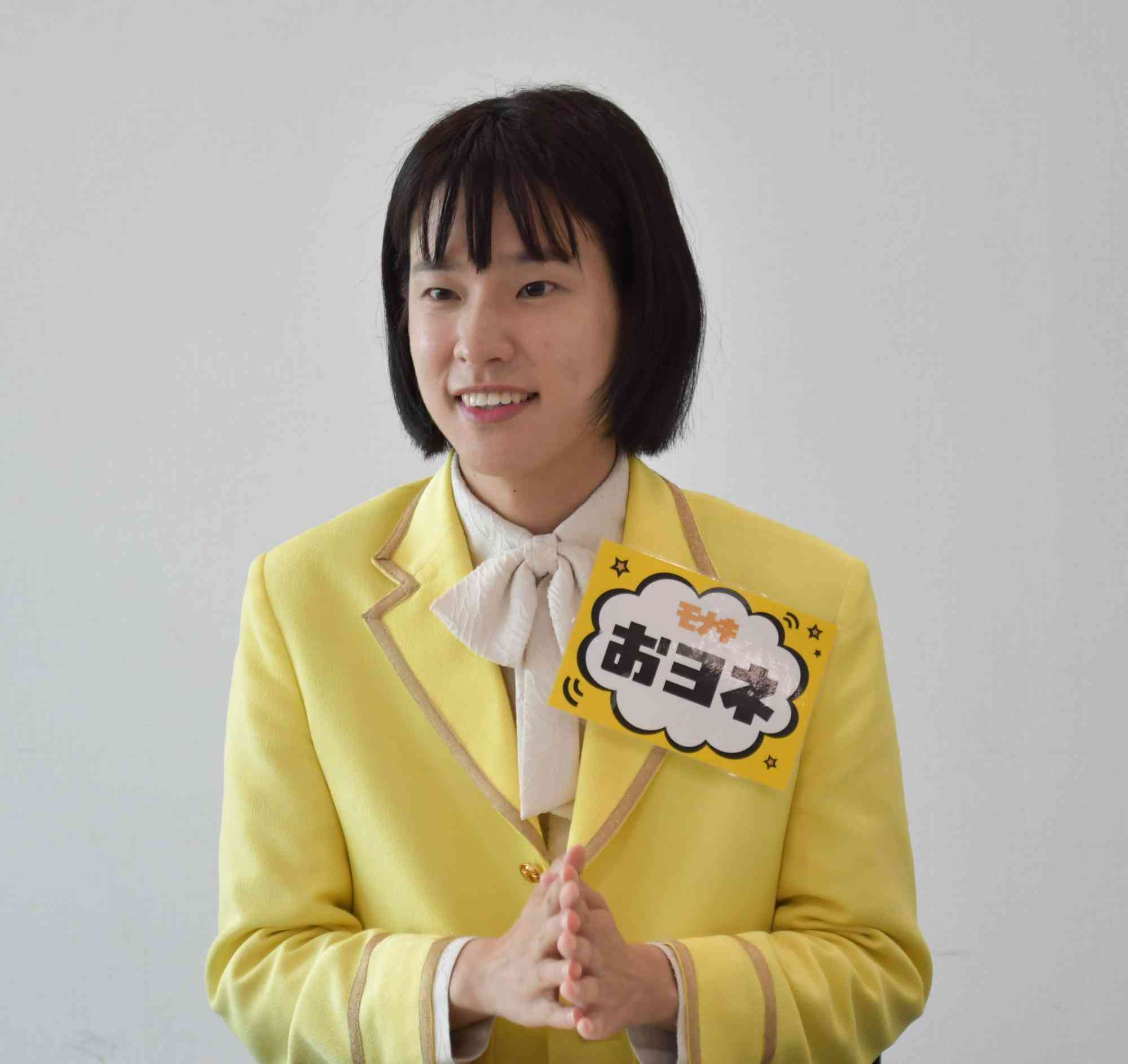 令和8年8月号 個性豊かなキャラで人気 子どもの頃からの夢つかむ 歌謡グループ「モナキ」メンバーおヨネさん／寝屋川市