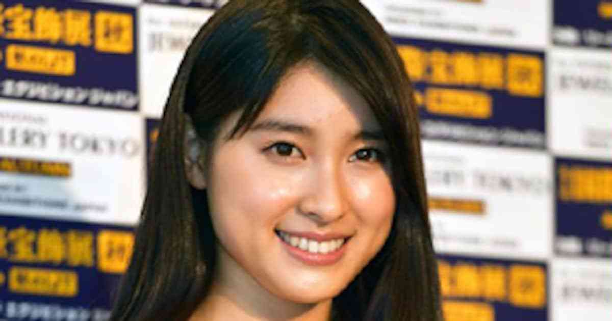 土屋太鳳　SNSアカウント流出か　謎めいた異例のインスタ投稿でざわつく