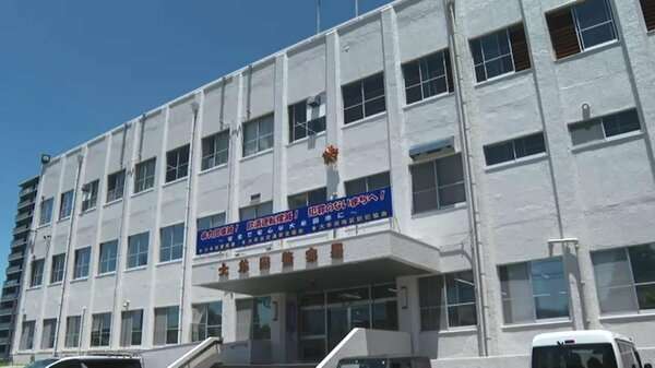 妹(14)に包丁振り上げ“殺人未遂”　無職の兄(18)を逮捕　目撃した伯父が取り押さえる　福岡・大牟田市