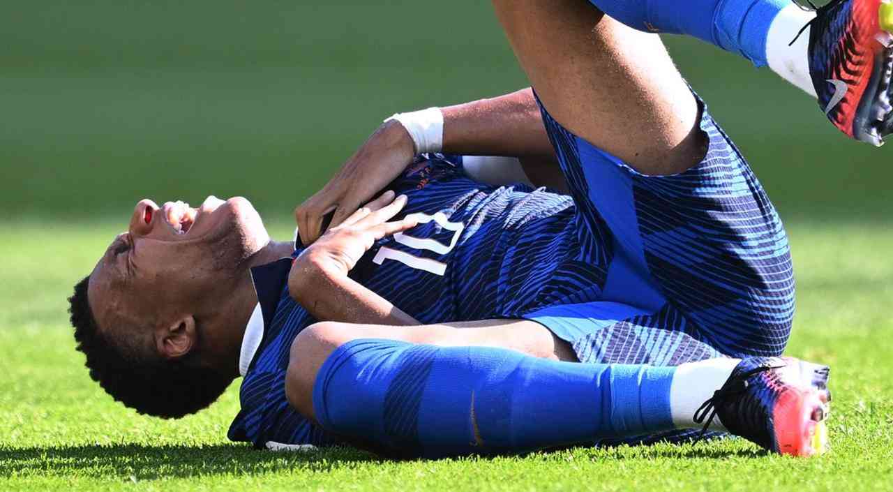 W杯、『汚いサッカー』で乱闘沙汰勃発！「エムバペを守れとチームで最も屈強な2人に指示した」とフランス監督が明かす - Qoly-Sports＆the Style