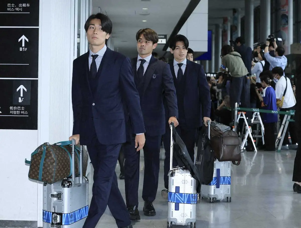 【記事全文】【W杯】激闘終えた日本代表が帰国　ファン大歓声「ありがとう」森保監督は夕方会見　日本協会は続投要請へ - スポニチ Sponichi Annex サッカー