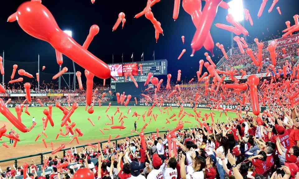 マツダスタジアムに異変 2日連続で観衆2万人割れ→コロナ禍除けば12年ぶり 空席目立つスタンドに騒然「なぜここまで?」「プラチナチケットだったのに…」