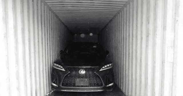 ランクルなど高級盗難車を密輸しようとした疑いで男ら告発　横浜税関 (朝日新聞)