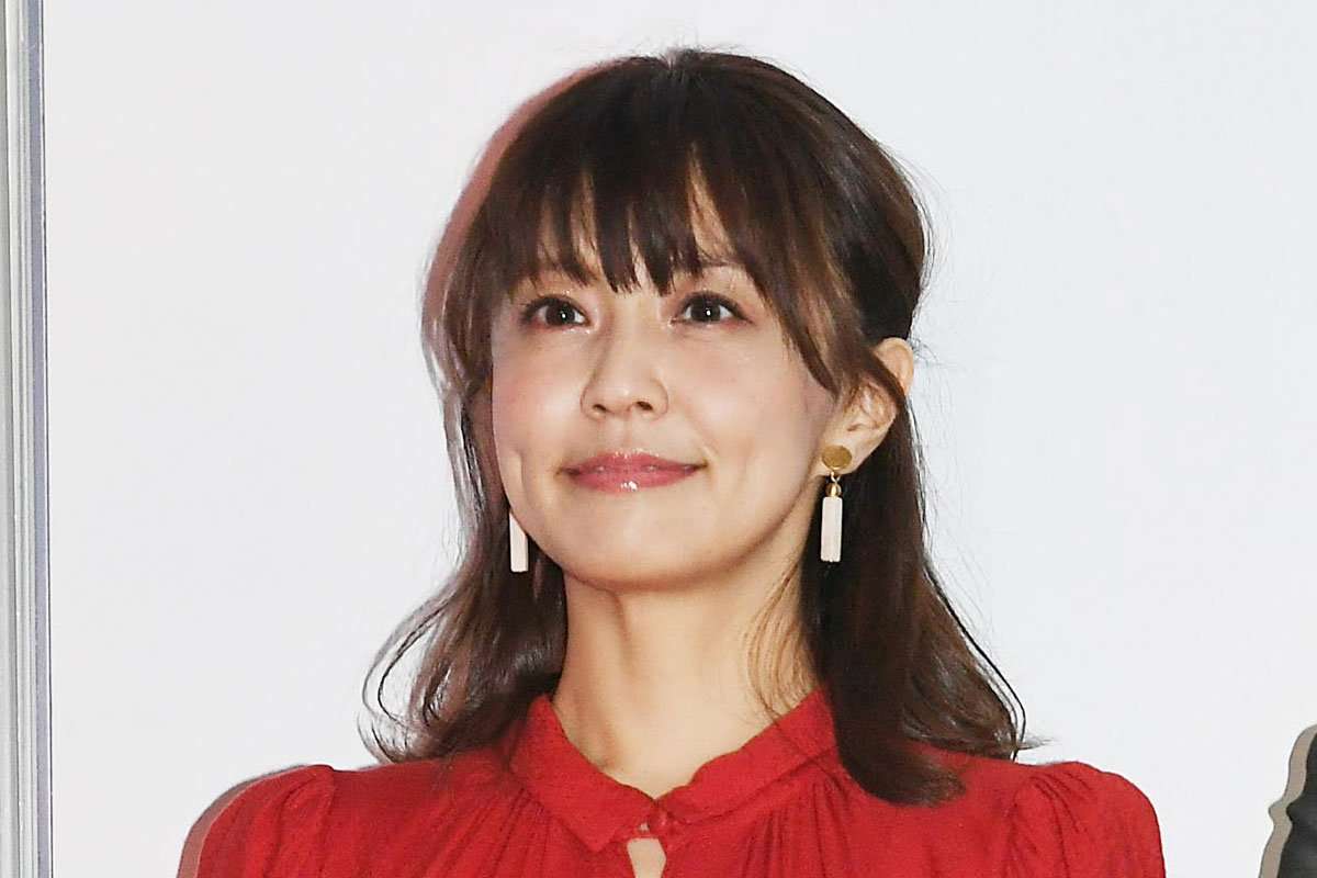 小林麻耶が夫との子供を諦めた衝撃理由　異父兄から長年嫌がらせ「告訴中です」（東スポWEB） - Yahoo!ニュース