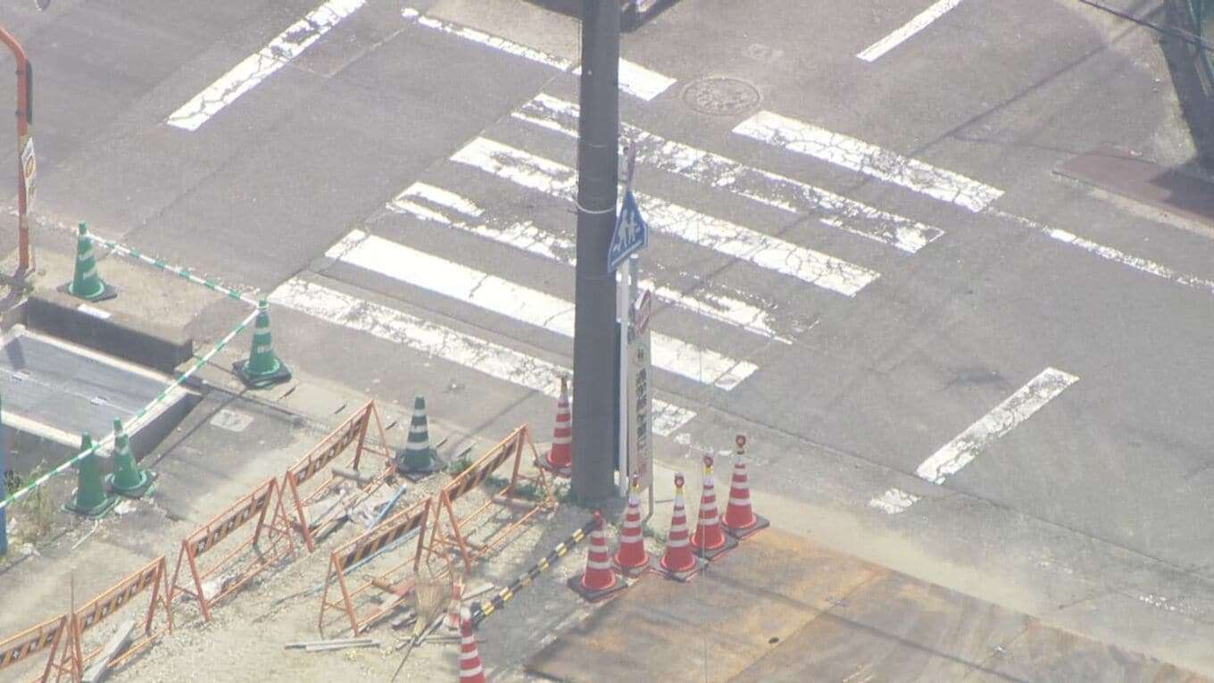 集団登校中の小学校低学年くらいの女児 車にはねられ意識不明の重体 横断歩道を渡っていたところ… 愛知・小牧市