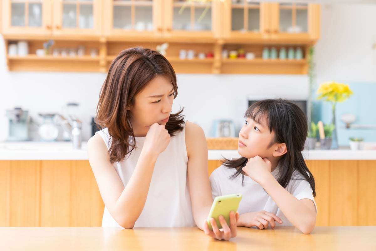 物価高で子どもと旅行、レジャー無理…夏休みの体験格差、どう埋める？ 近所の公園を“学び”に変える親の声掛け | オトナンサー