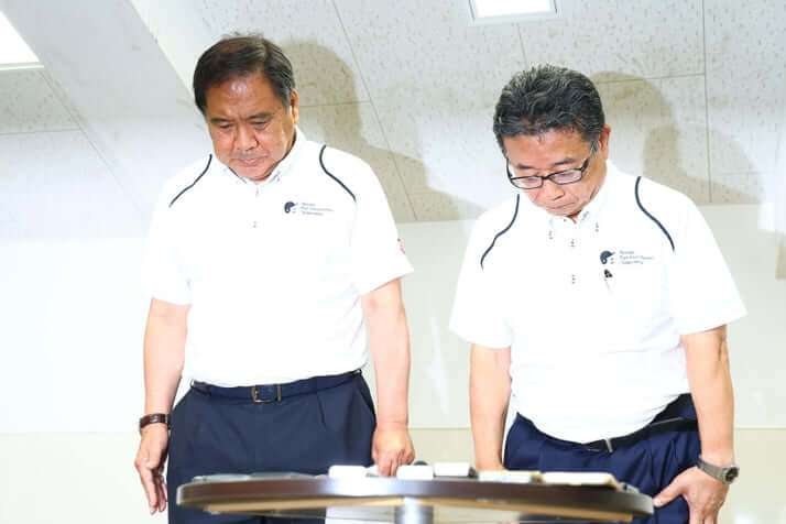 「ホテルの部屋でハグをし、キス…」　高野連会長の「電撃辞任」理由は愛人の存在だった　「謝罪会見の直前もホテルで…」