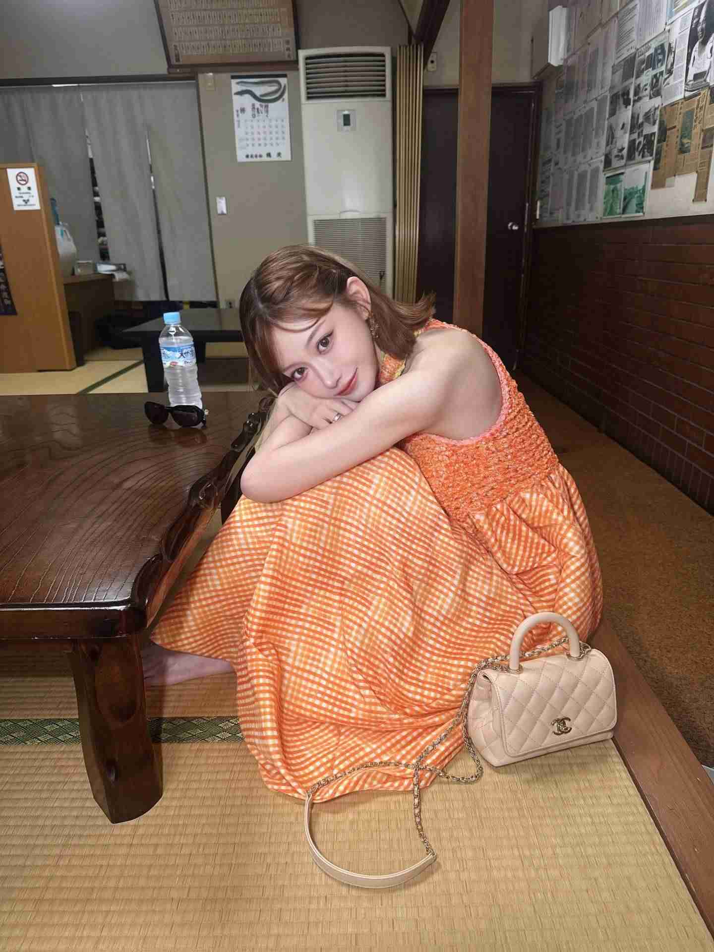 「もう元の顔が…」過去に整形告白…明日花キララ〝別人級〟ショット「昔のイメージと違いすぎて」「痩せすぎなんじゃ？」「一番流行りな顔」