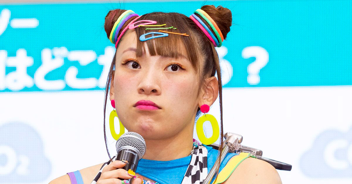 「迷惑でしかない」フワちゃん　飛行機“乗り遅れ”報告に厳しい声…有吉弘行も苦言を呈した“悪癖” | 女性自身