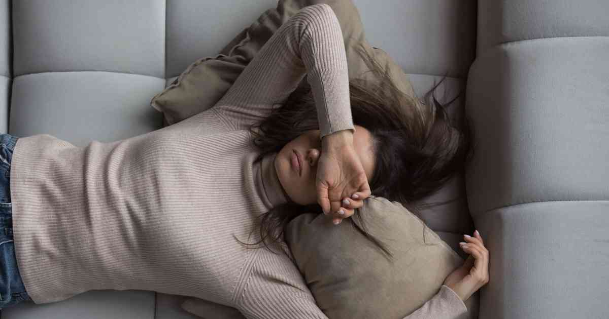 毎日4時間睡眠で義母の介護する40歳妻の浮気を、大手商社マンの夫が疑う理由（山村 佳子） | FRaU