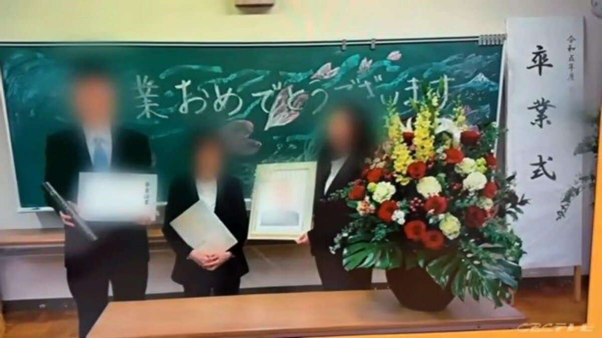 新型コロナワクチンを接種し5時間後に死亡　13歳少年の“小さな卒業式”　2年半が経った母親の心境は | 名古屋・愛知・岐阜・三重のニュース【CBC news】 | CBC web (1ページ)