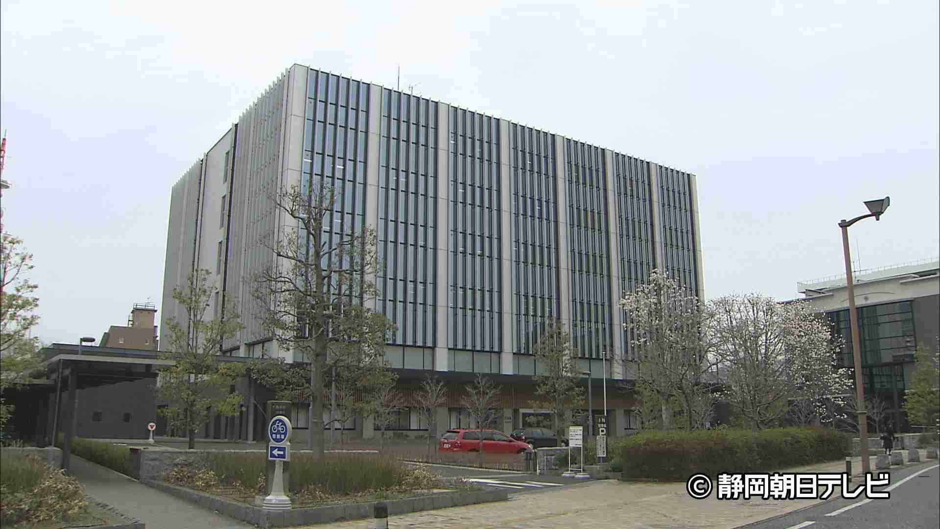 「舌から伝わる温度が温かく違和感を感じた」舌の運動と偽り少女に陰部をなめさせる　歯科医師の男の犯行の経緯が明らかに　静岡地裁 - LOOK 静岡朝日テレビ