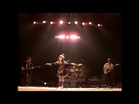 パンク蛹化の女  (LIVE