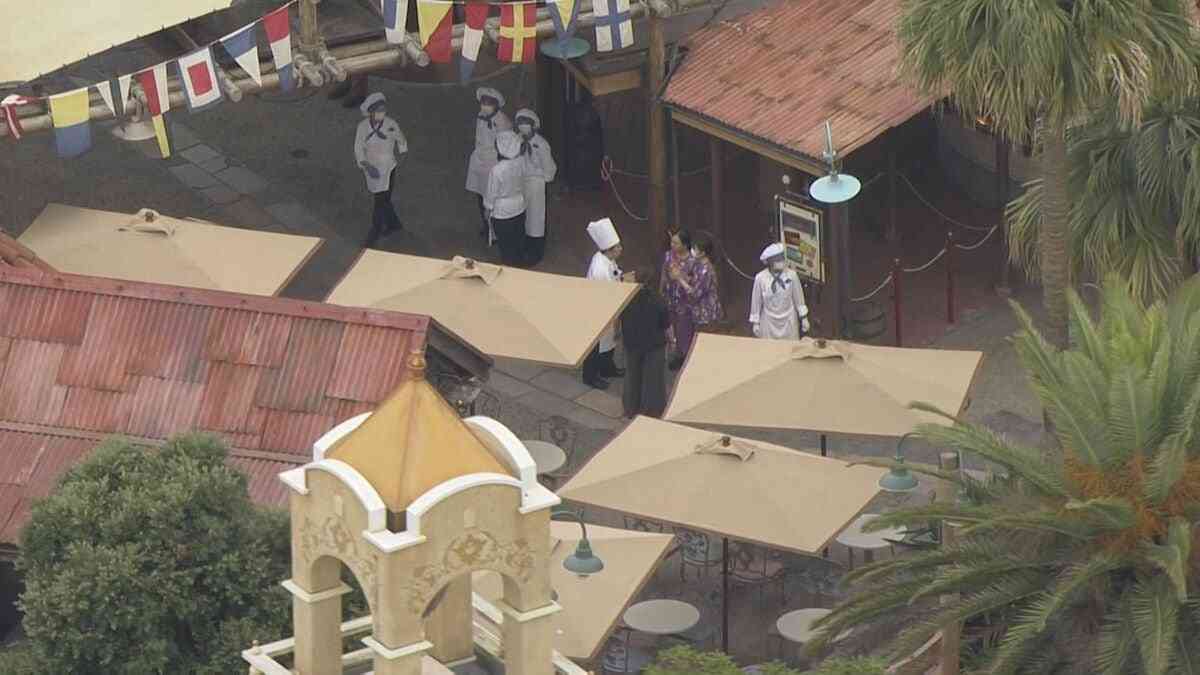 東京ディズニーランドの飲食店で煙　利用客は全員避難・けがなし　客のバッグのモバイルバッテリーから煙が出たか　千葉県警 | TBS NEWS DIG