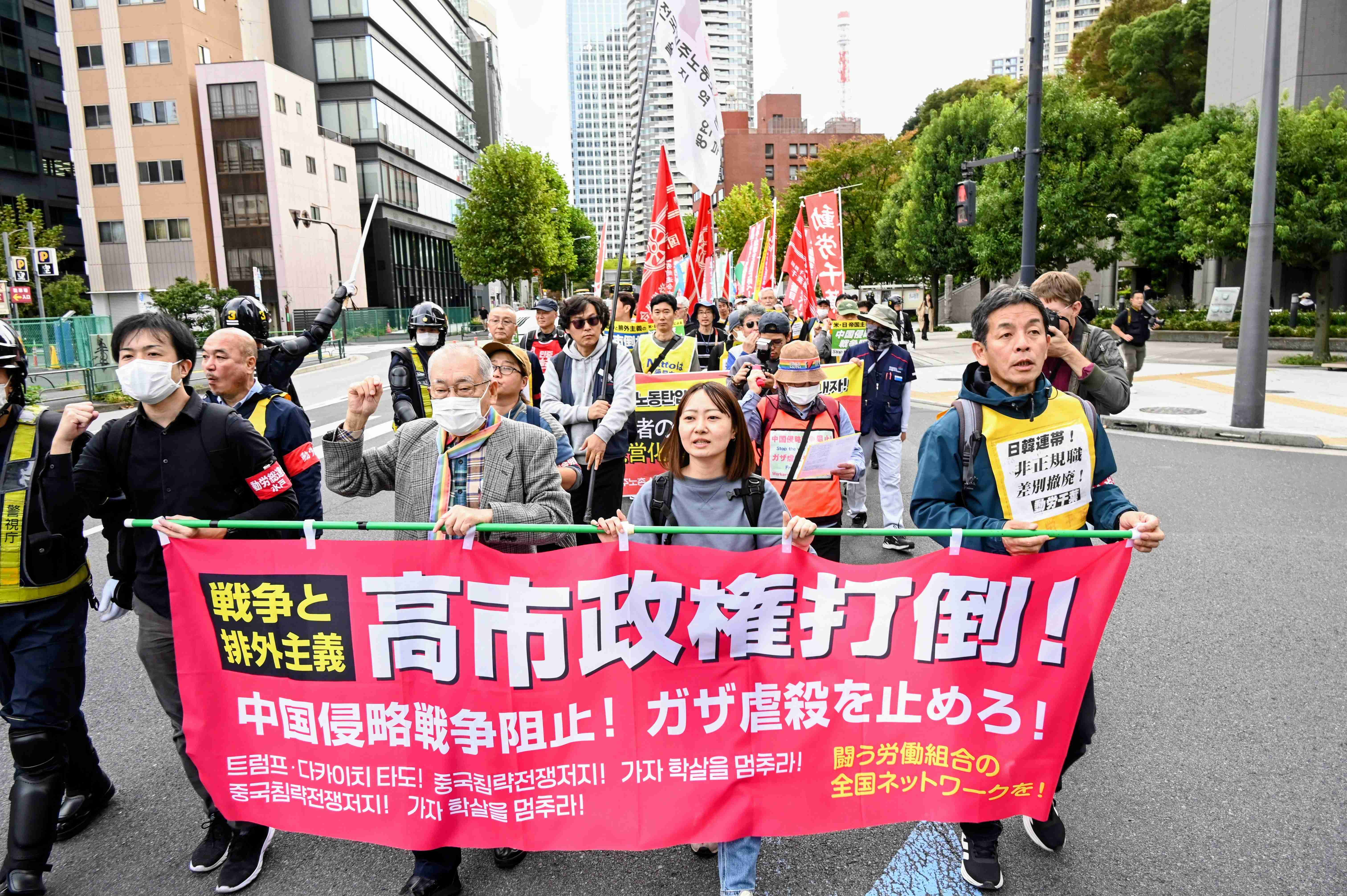 原爆ドーム前から排除の女性活動家「来年も座り込む」 中核派から分裂後、初の目立つ活動