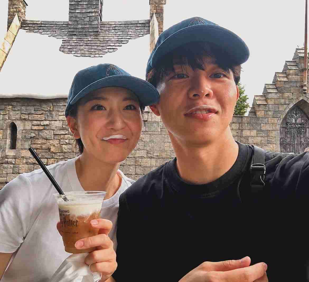 ABCテレビ小西陸斗アナ&大石紗椰アナ、結婚を報告「笑顔いっぱいの日々を過ごしていきたいと思います!」
