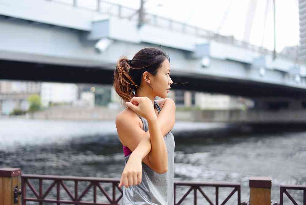 16時間断食は本当に効果がある？医学博士が語る、科学的根拠に基づく実践方法