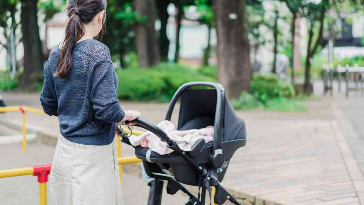 夫婦で働いて子ども2人以上育てるなんて無理ゲーすぎる…政府とマスコミの｢共働き圧力｣が招いた悲惨な結末 | PRESIDENT Online（プレジデントオンライン）