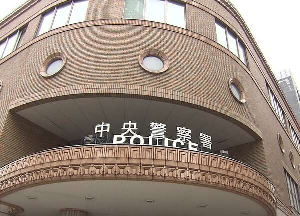 共謀して20代女性を引っ張り宿泊施設へ“無理やり連れ込み”朝まで性的暴行も…医師ら男2人を逮捕「性犯罪に遭った…」相談窓口への電話で発覚し5か月後に逮捕〈北海道札幌市〉｜FNNプライムオンライン