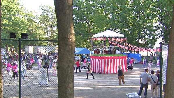 【消える盆踊り】札幌市内かつては1万5000人規模の大会も20年で半減…背景に“騒音問題” 例年一部住民から「うるさい」という意見が…主催者側も配慮し午後7時には終了「苦情があったら開催できない」｜FNNプライムオンライン