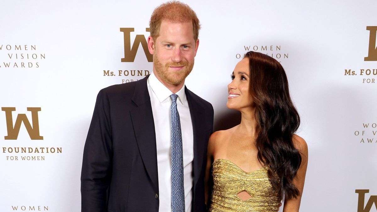 英ヘンリー王子とメーガン妃、英国帰国へ - CNN.co.jp