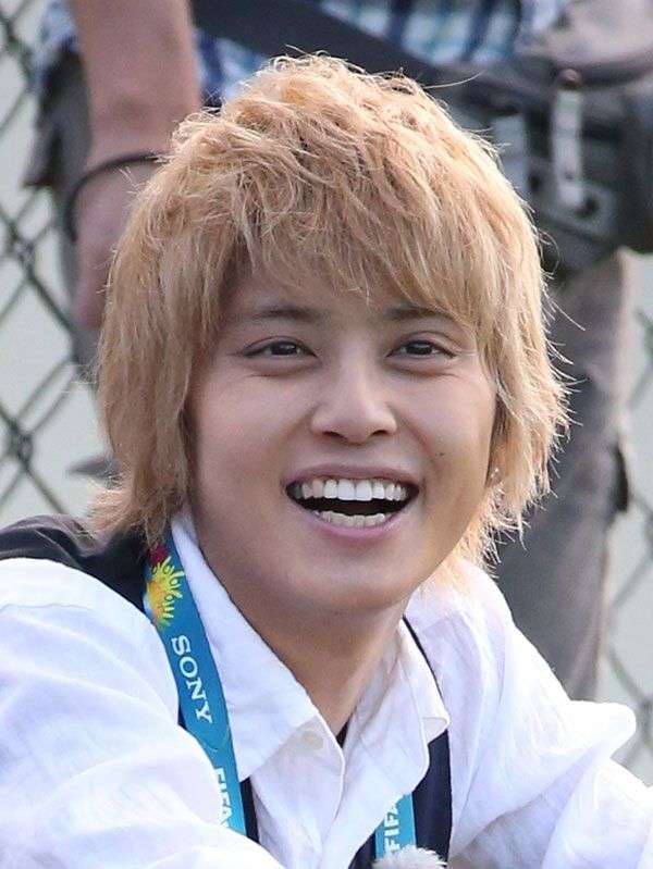 ジャニーズ事務所　NEWS手越祐也の「女性を伴う外出」報道認め謝罪　「Twenty★Twenty」参加見送り