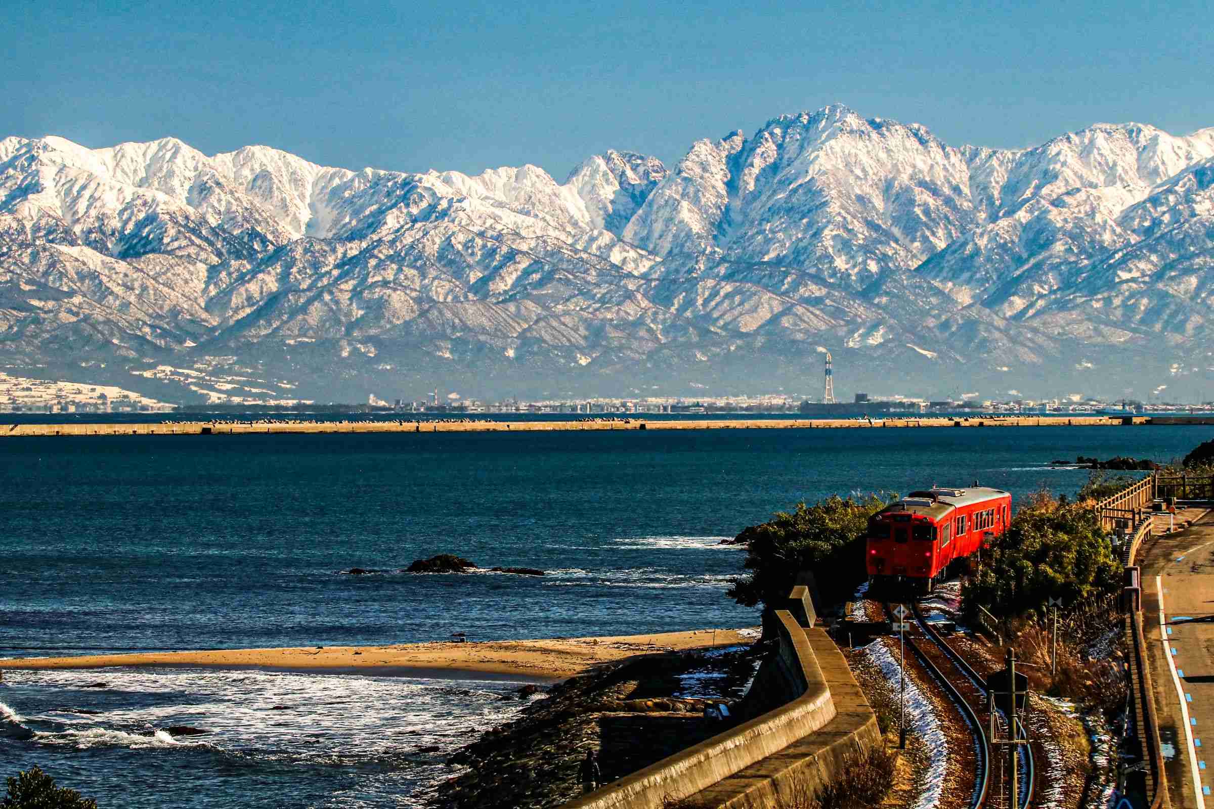 「こんな天気の日に」富山県警が思わず苦言、目撃された登山客の“軽装”に「本当に大事」「仕方ない面はある」